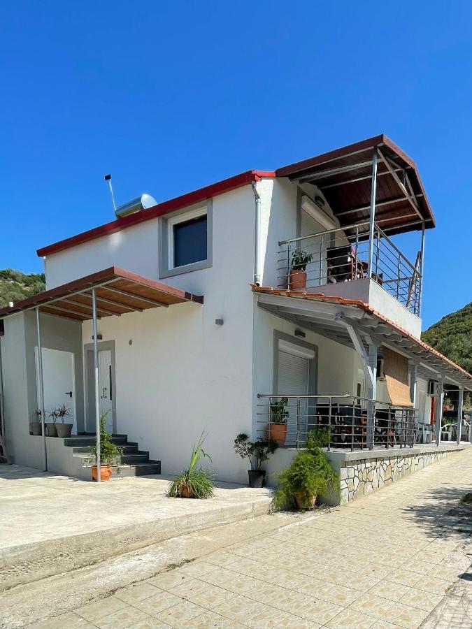 Emiliapartments Skala Sikias Экстерьер фото